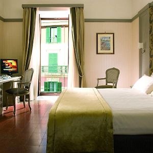 Double Room Lateral Sea View